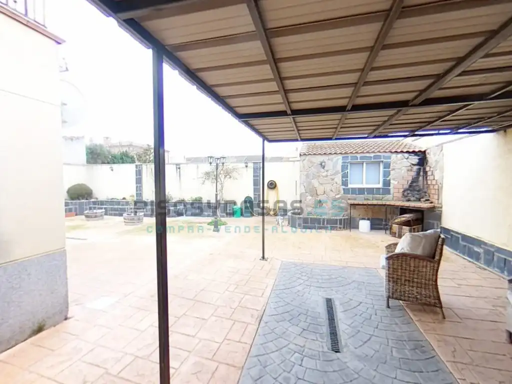 Terrace of Houses for sale in San Mateo de Gállego  with Air Conditioner, Private garden and Terrace