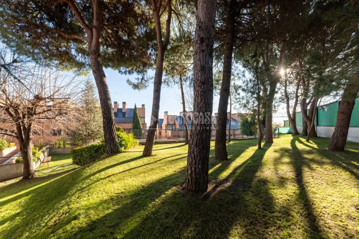 Garden of Flat for sale in Torrelodones  with Air Conditioner, Heating and Private garden