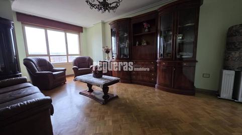 Foto 3 de Piso en venta en Avenida San Agustín, El Carbayedo - El Quirinal, Avilés