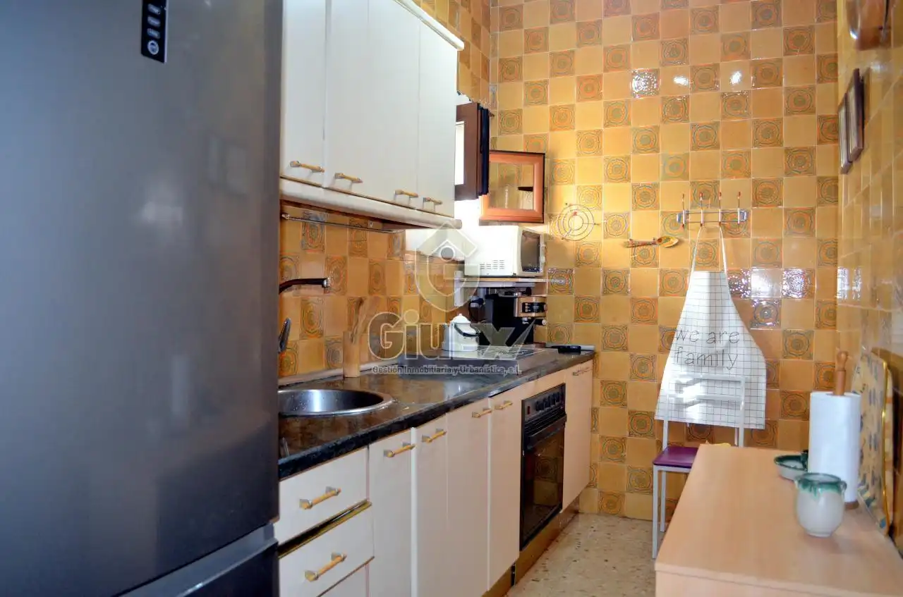 Cocina de Casa o chalet en venta en Arroyo de la Luz con Calefacción, Jardín privado y Amueblado