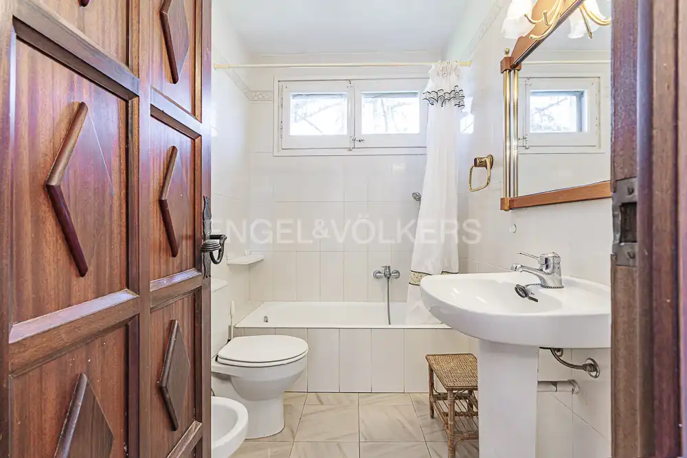 Bathroom of Country homes for sale in Aiguamúrcia  with Heating, Private garden and Balcony