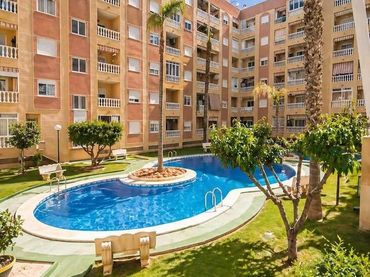 Apartament amb piscina en venda a Centro