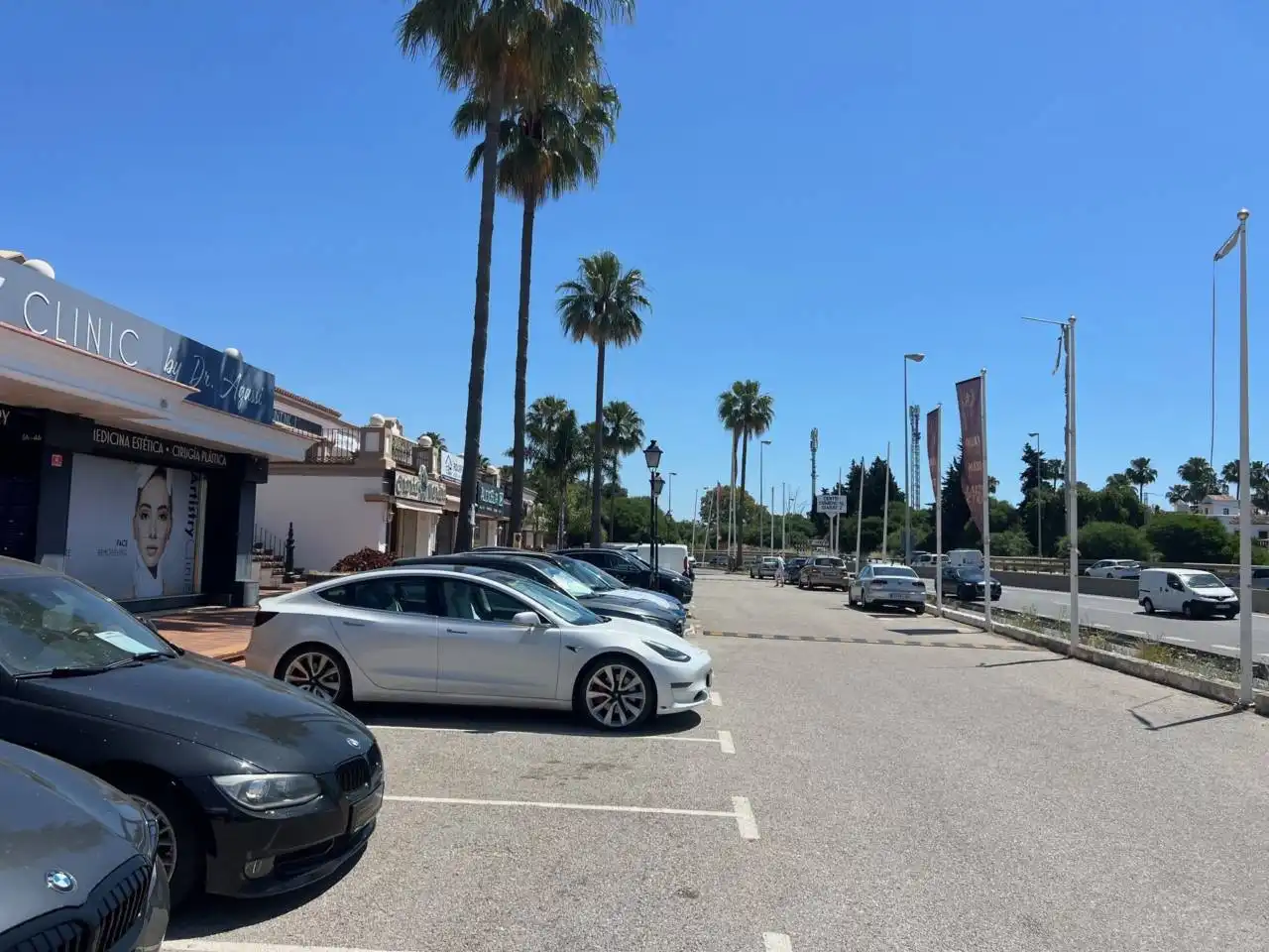 Aparcament de Local de lloguer en Estepona