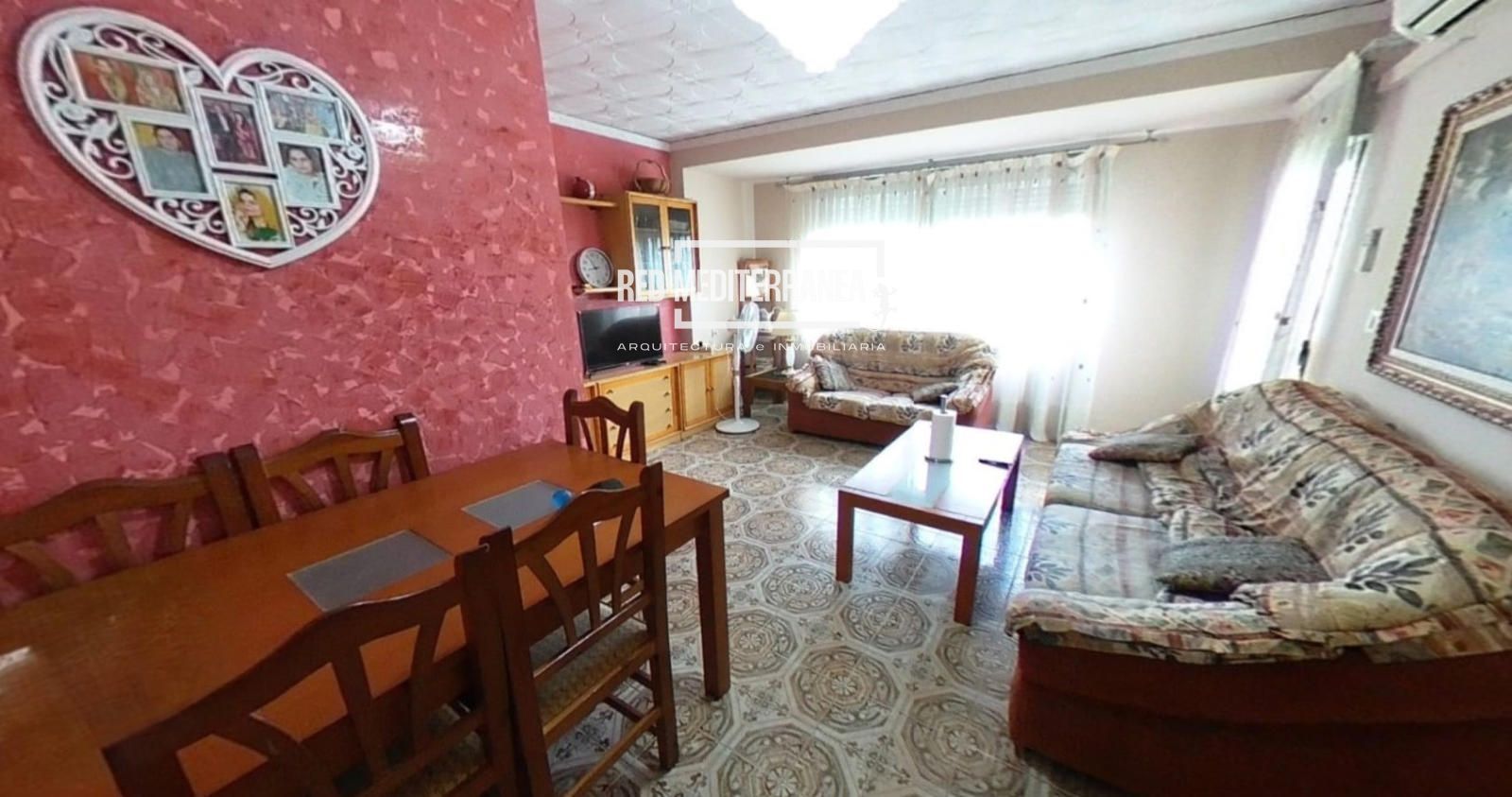 Sala d'estar de Pis en venda en Oliva amb Aire condicionat, Calefacció i Terrassa