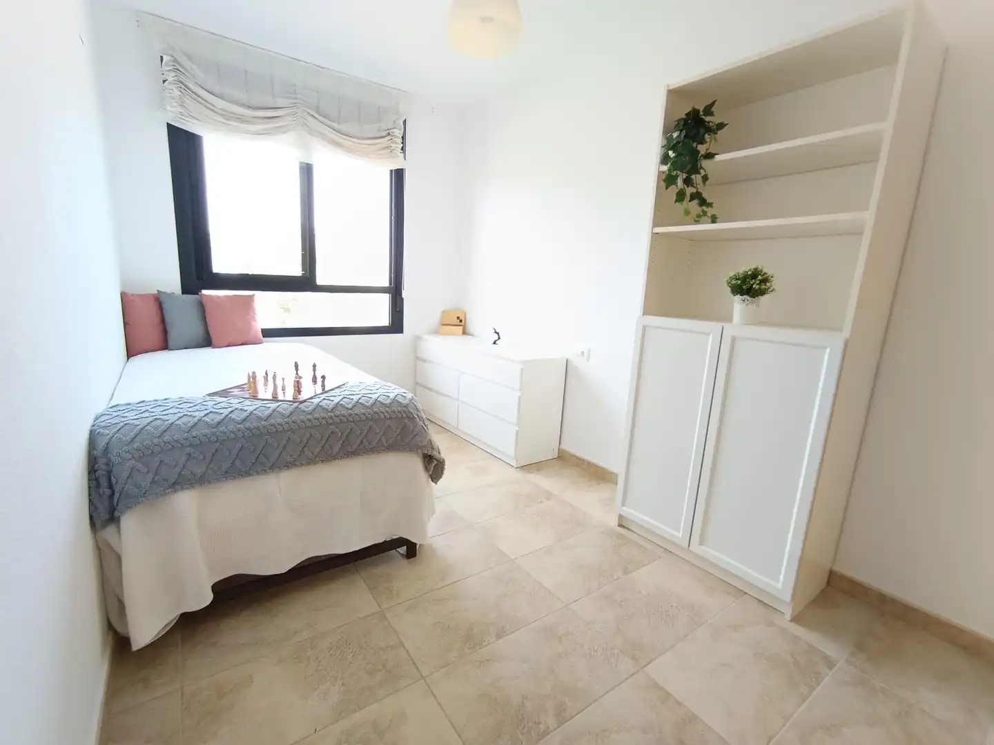 Habitación de Casa adosada en venta en Molina de Segura con Aire acondicionado, Calefacción y Jardín privado