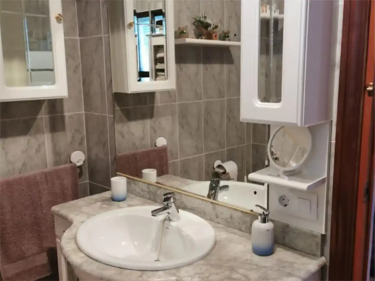 Bany de Pis en venda en Villa del Rey amb Aire condicionat, Traster i Moblat