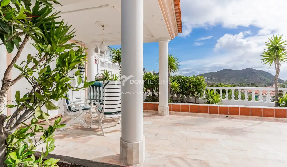 Terraza de Casa o chalet en venta en Arona con Terraza, Piscina y Amueblado