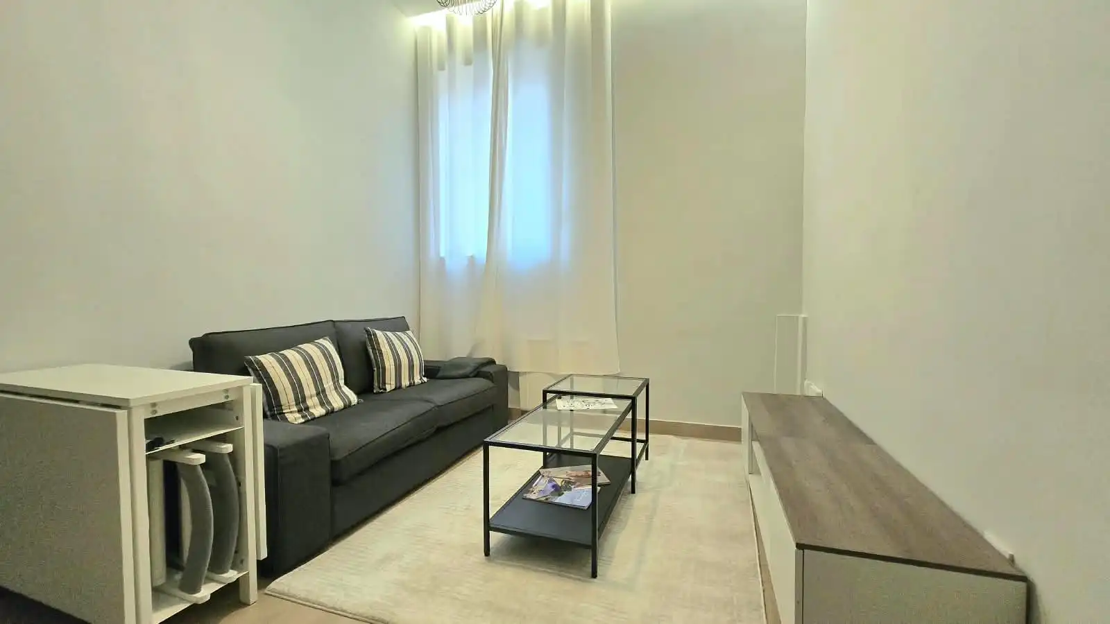 Studio zur Miete in Calle de Huesca, imagen 3