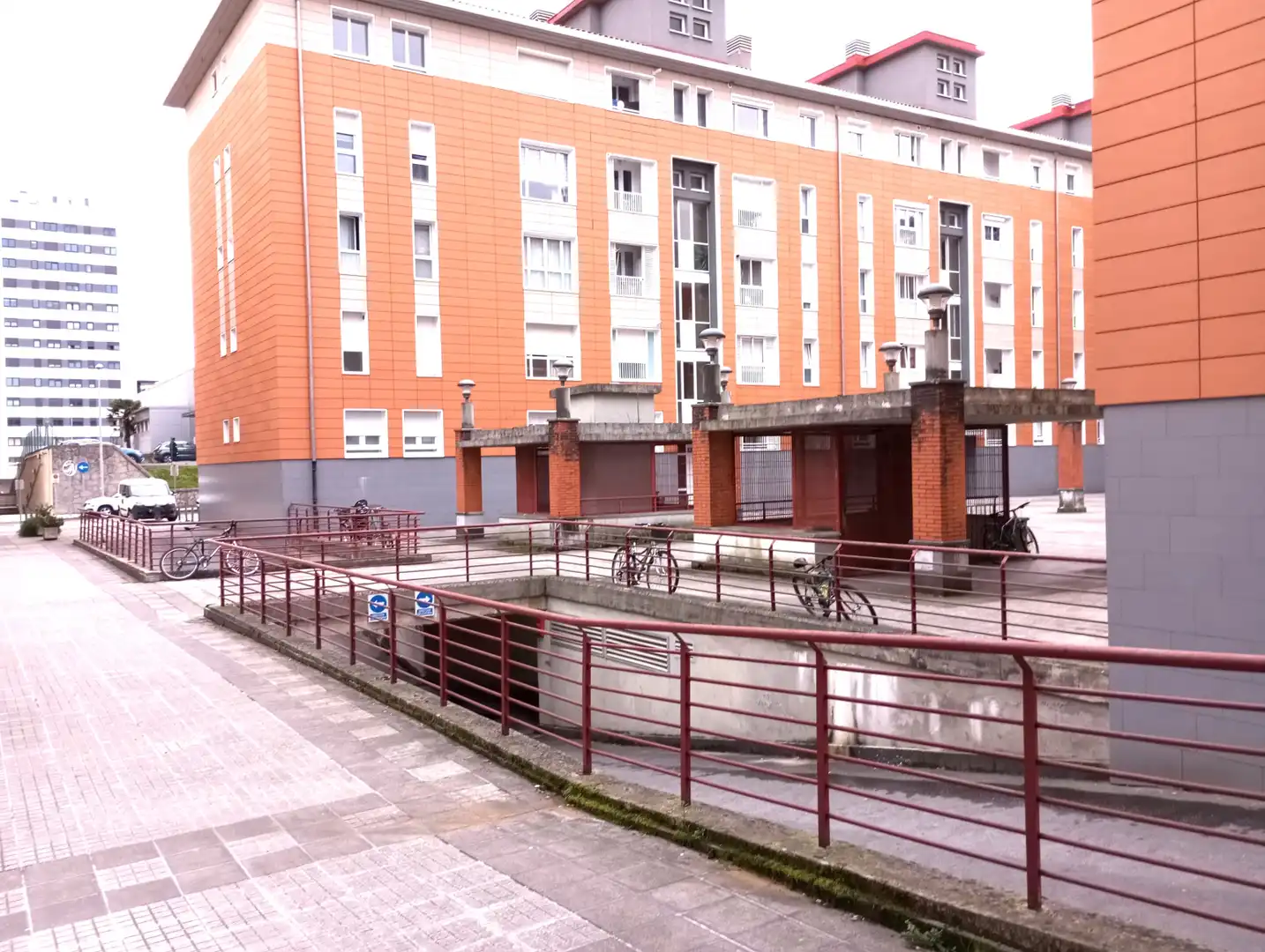 Parking for sale in Donostia-San Sebastián - Louis-L Bonaparte Plaza, imagen 6