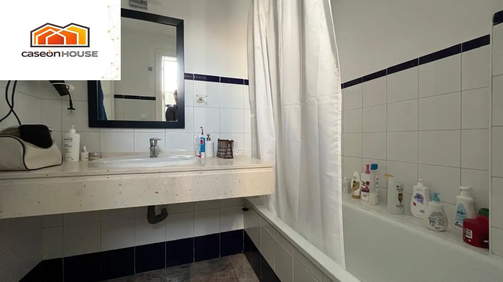 Bany de Apartament en venda en Chiclana de la Frontera amb Piscina comunitària