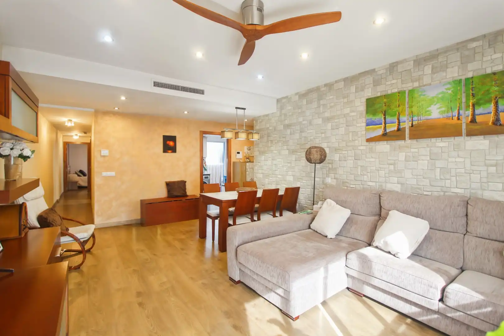 Living room of Flat for sale in Catadau  with Air Conditioner, Heating and Parquet flooring