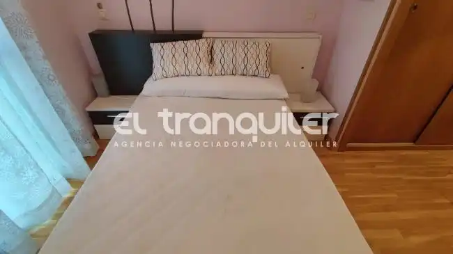 Bedroom of Flat for rent in Madrid  with Swimming Pool, Furnished and Washing machine