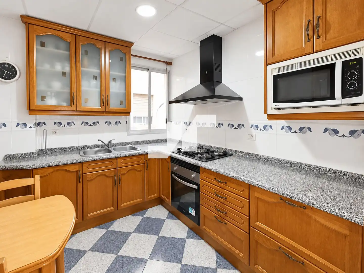 Piso con ascensor en venta en Salvador, imagen 2