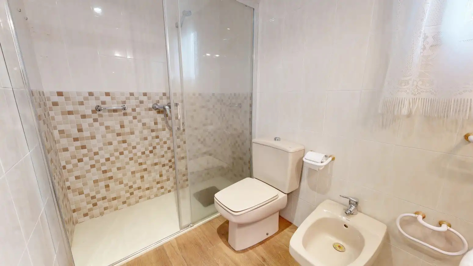 Baño de Piso en venta en Torrent con Balcón