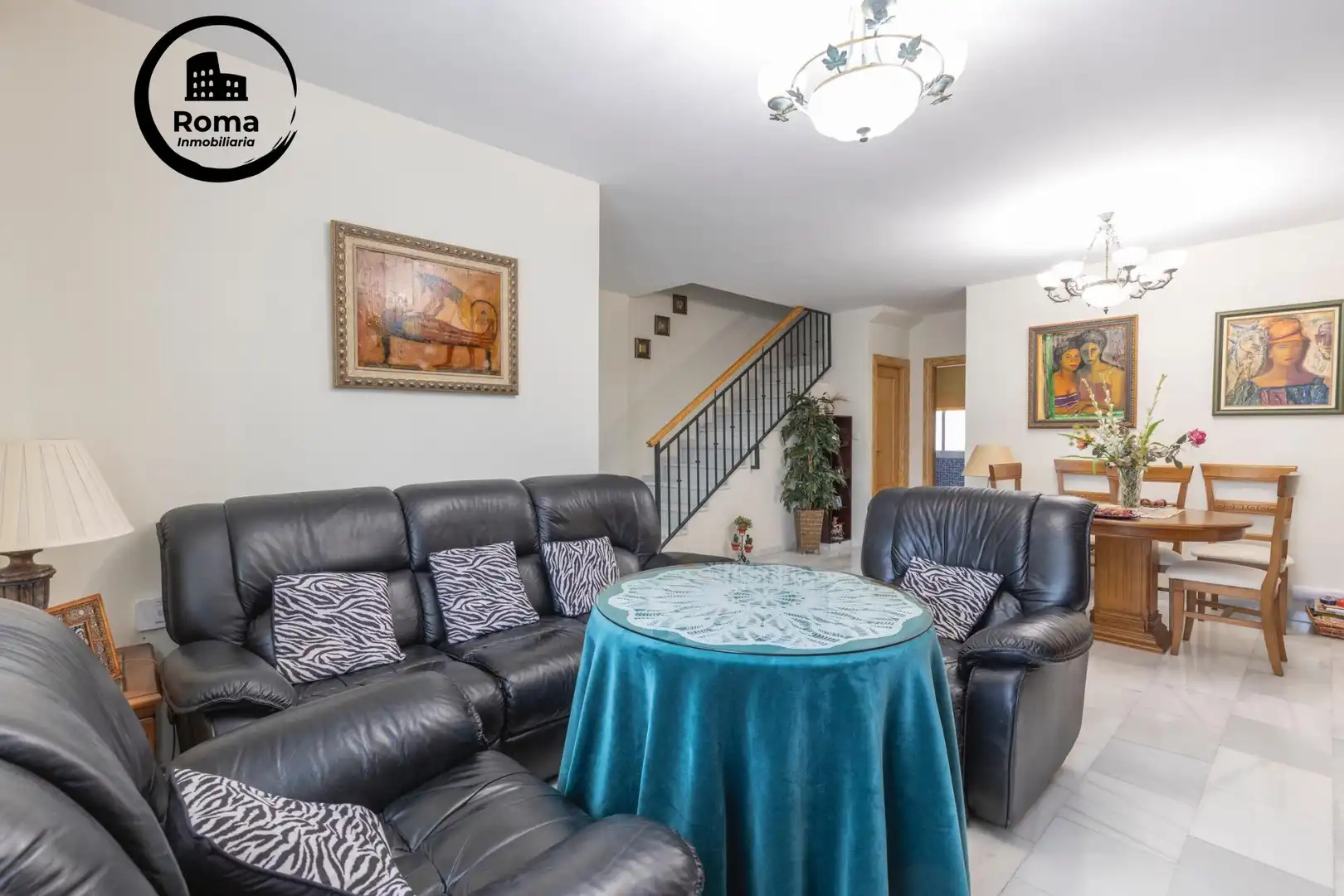 Wohnzimmer von Einfamilien-Reihenhaus zum Verkauf in Vegas del Genil mit Klimaanlage, Heizung und Terrasse
