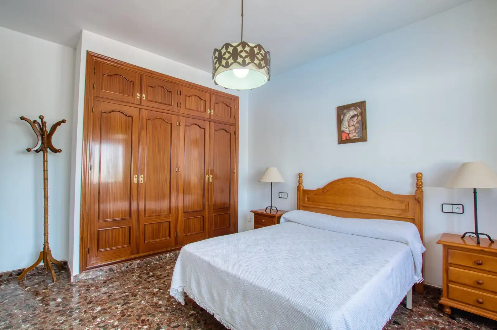 Dormitori de Finca rústica en venda en Periana amb Jardí privat, Terrassa i Piscina