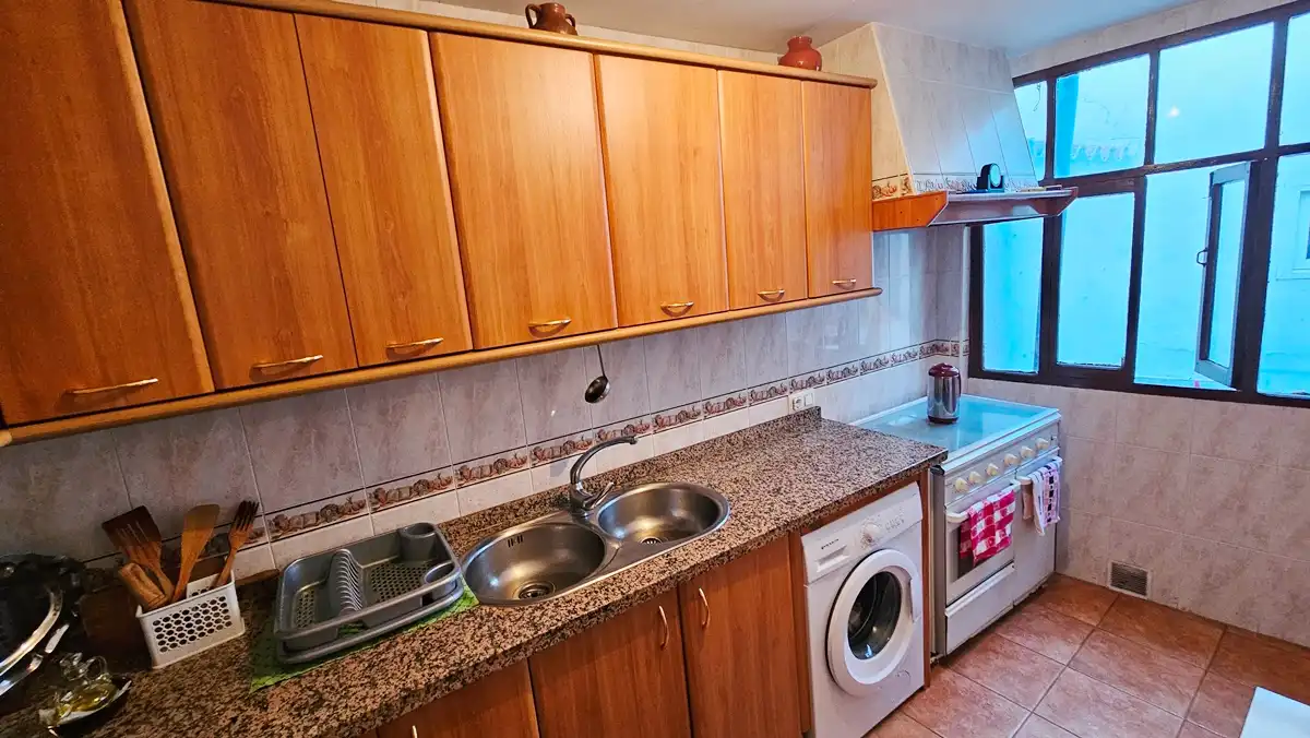 Cuina de Casa o xalet en venda en Cortegana amb Terrassa i Traster