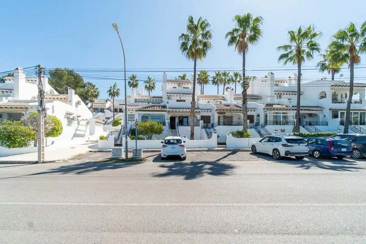Exterior view of Detached homes for rent in Orihuela  with Air Conditioner, Terrace and Furnished