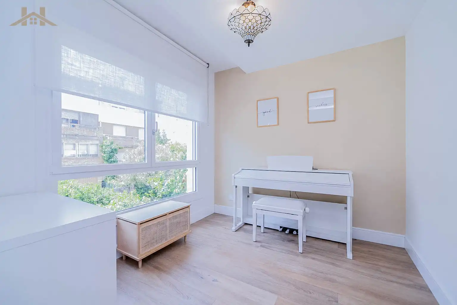 Bedroom of Detached homes for sale in Pozuelo de Alarcón  with Air Conditioner, Heating and Private garden