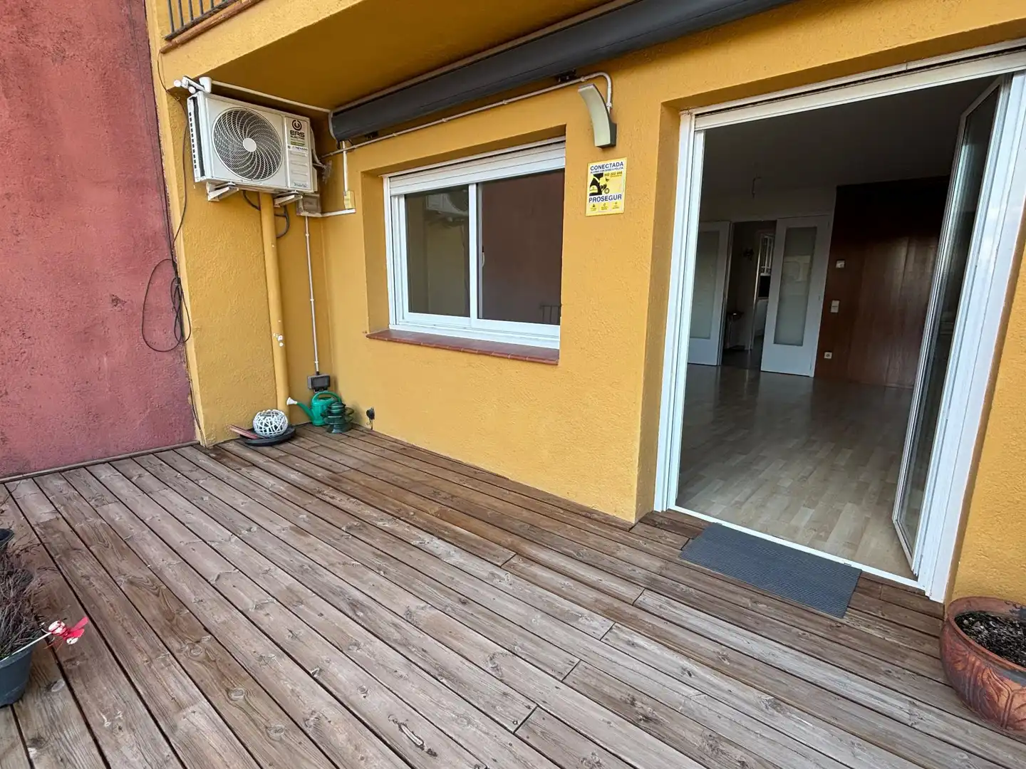 Terrassa de Casa adosada en venda en Granollers amb Aire condicionat, Calefacció i Jardí privat