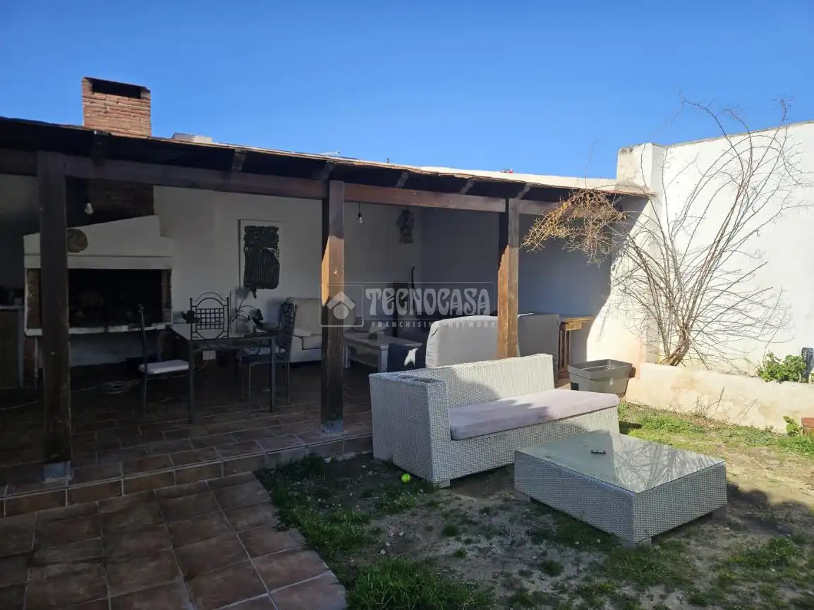 Terrassa de Casa o xalet en venda en Vegas del Genil amb Aire condicionat, Calefacció i Terrassa