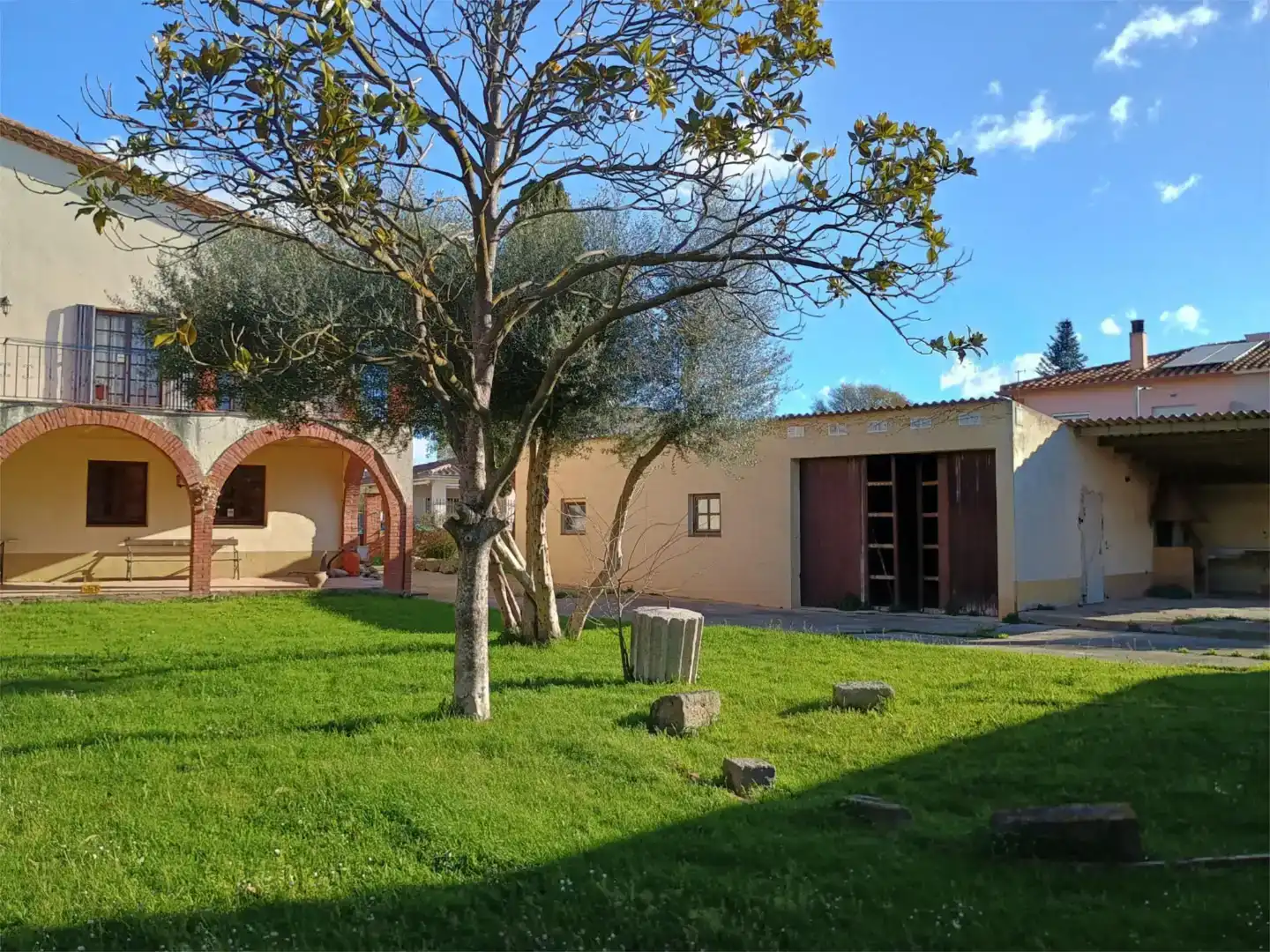 Vista exterior de Finca rústica en venda en L'Armentera amb Jardí privat, Moblat i Balcó