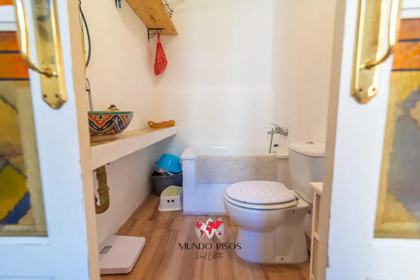 Badezimmer von Haus oder Chalet zum Verkauf in Sant Joan mit Parkett, Terrasse und Abstellraum