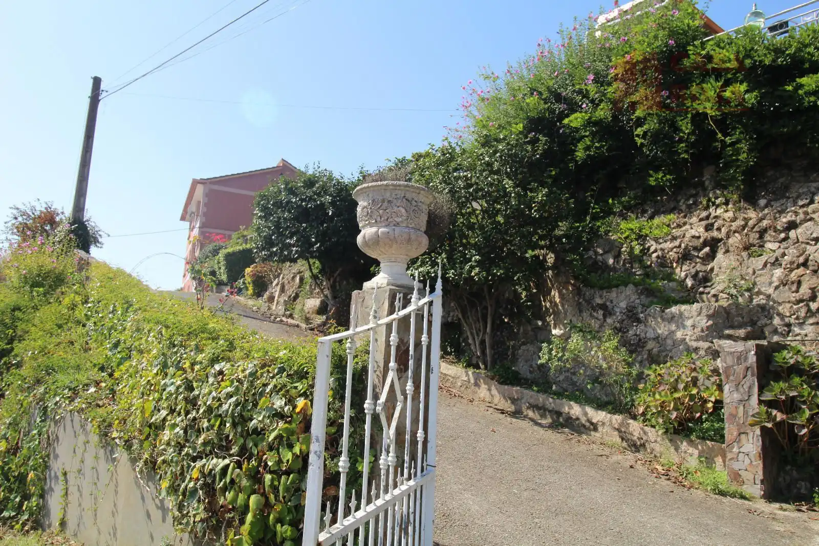 Jardí de Casa o xalet en venda en Moaña amb Calefacció, Terrassa i Traster