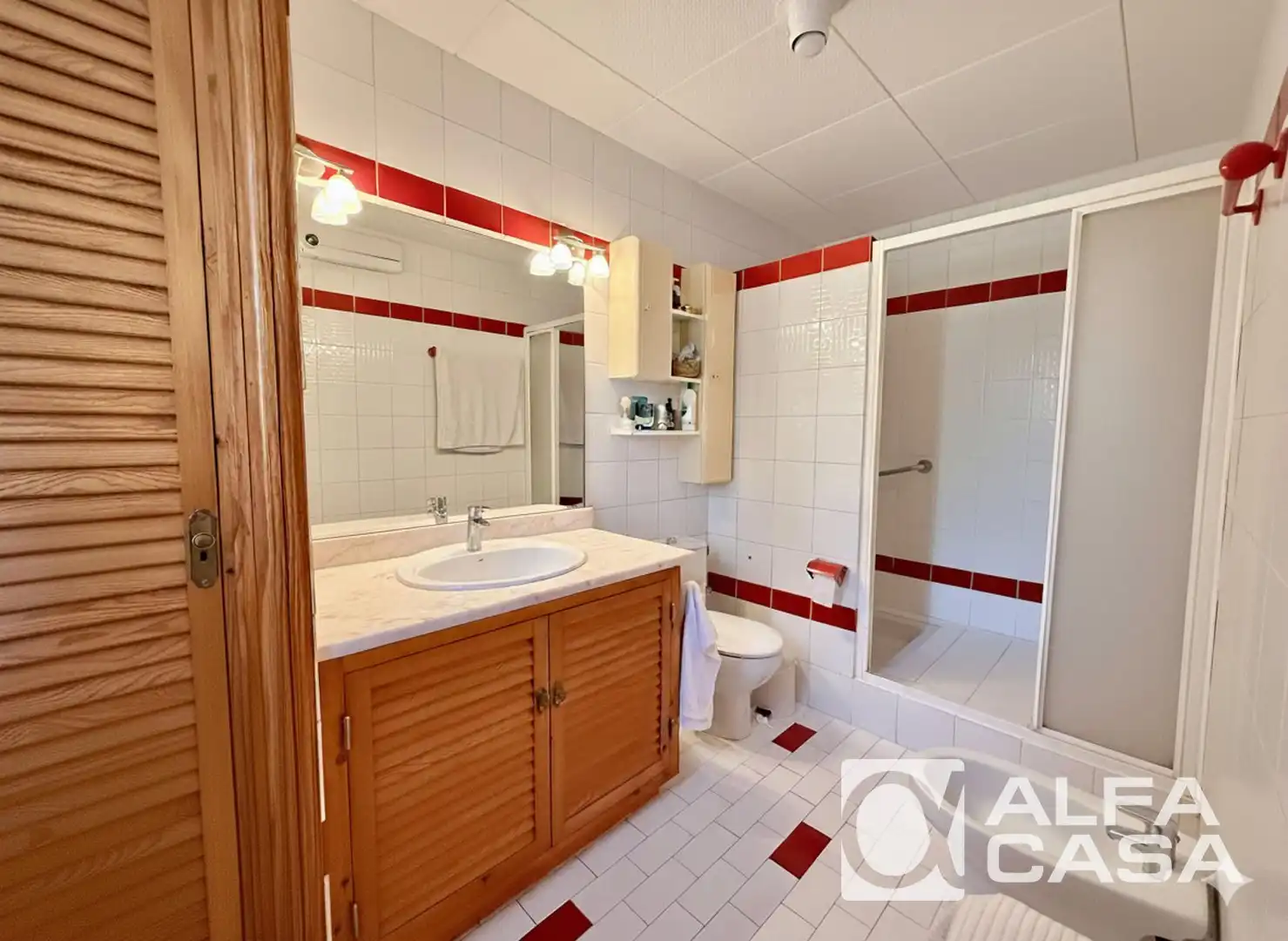 Bany de Casa o xalet en venda en Lloret de Mar amb Aire condicionat, Calefacció i Terrassa
