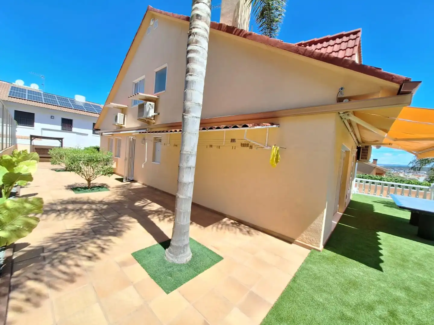 Exterior view of Houses for sale in El Vendrell  with Heating and Swimming Pool