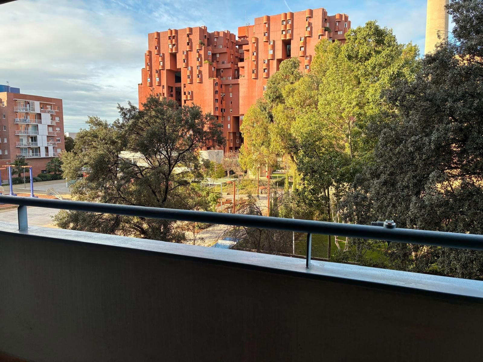 Exterior view of Flat for sale in Sant Just Desvern  with Terrace and Storage room