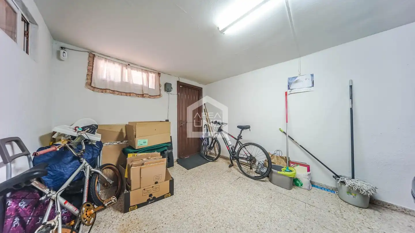 Casa adosada en venda en Alcorcón amb Aire condicionat, Calefacció i Parquet