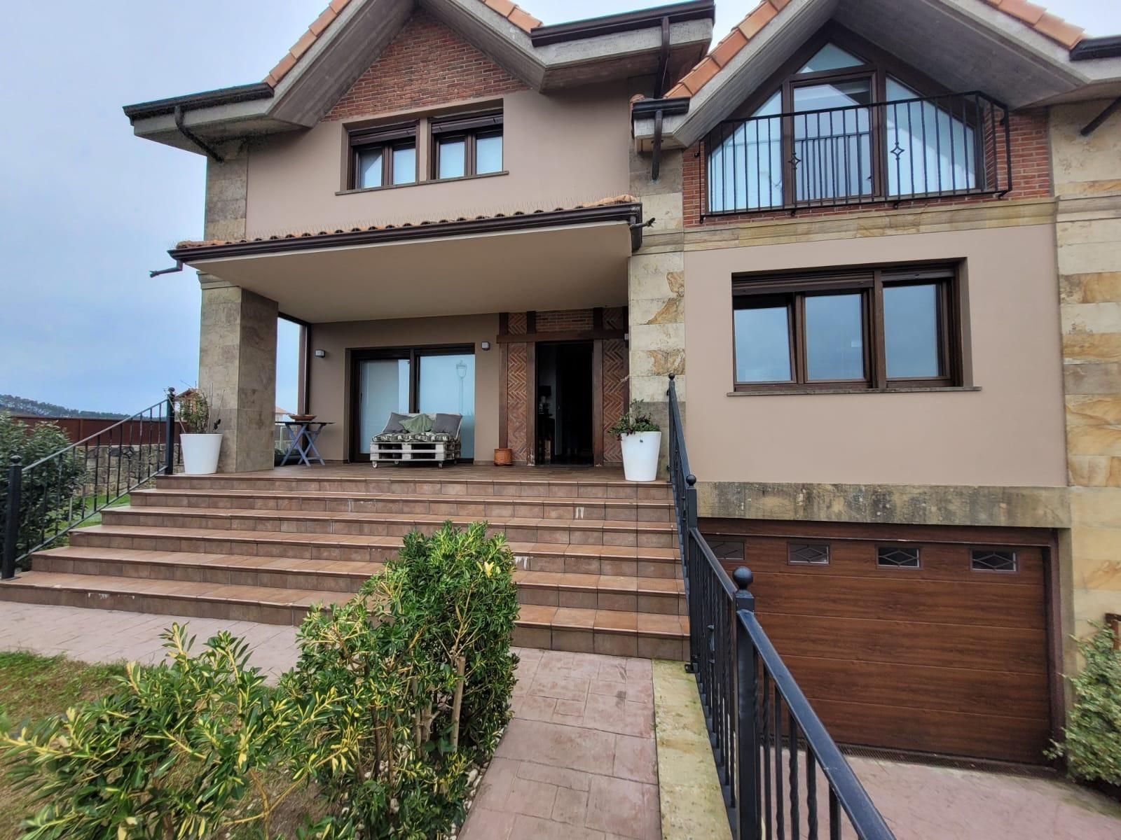 Exterior view of Single-family semi-detached to rent in Piélagos  with Heating, Private garden and Storage room
