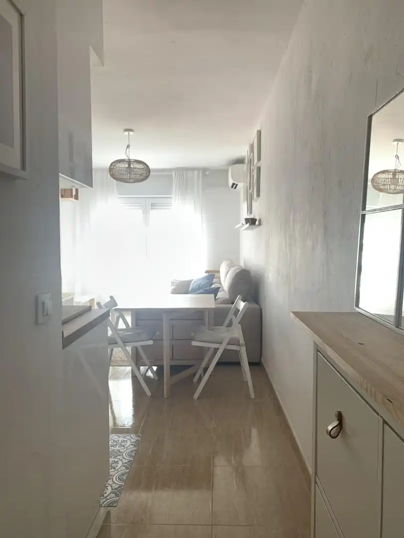 Living room of Flat for rent in Madrid  with Air Conditioner, Heating and Furnished