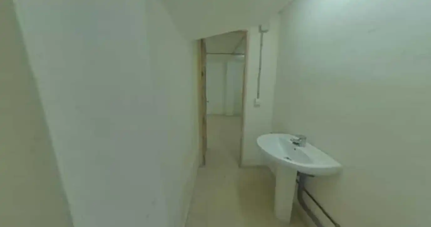 Local en venta en Baza