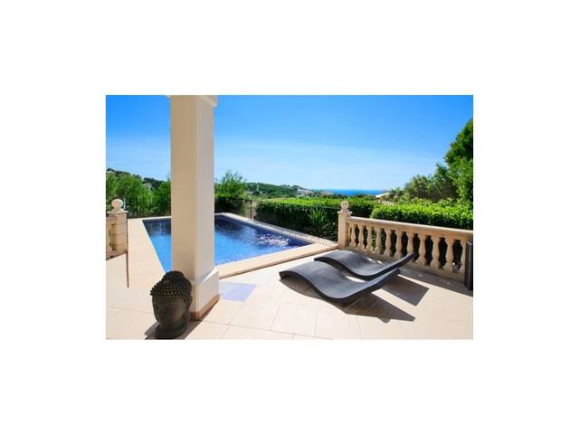 Casa-chalet en Alquiler en Costa de la Calma