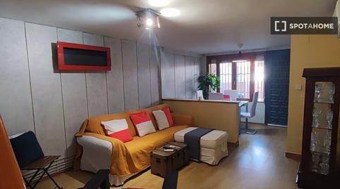 Photo 3 of Flat to rent in Entrevías, Madrid