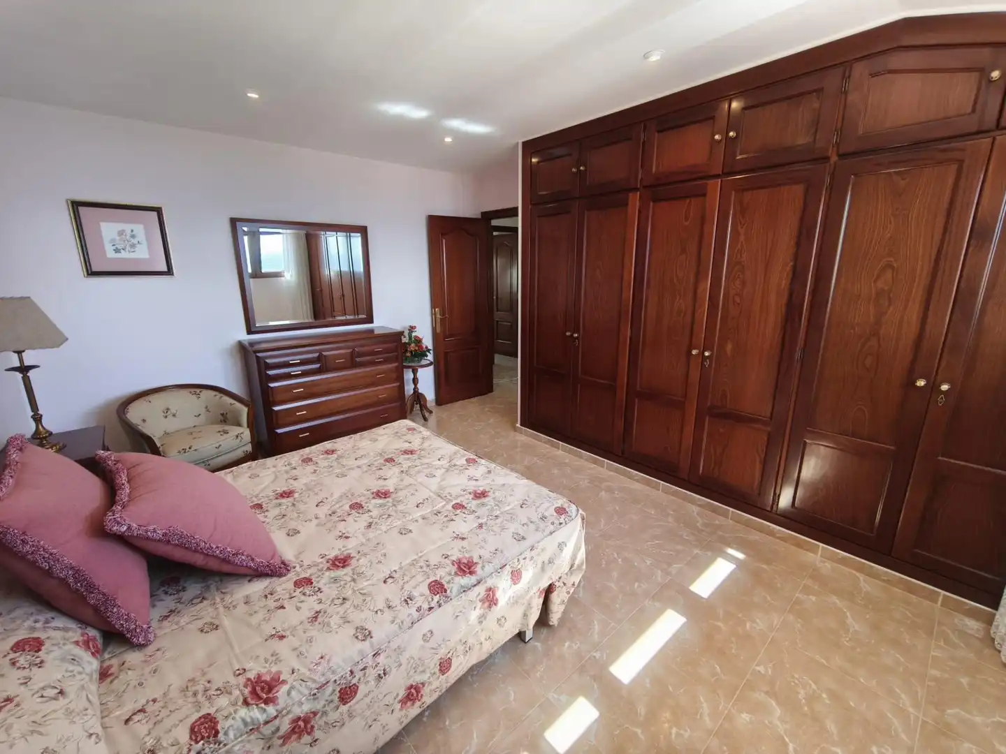 Habitación de Casa o chalet en venta en Ribeira con Calefacción