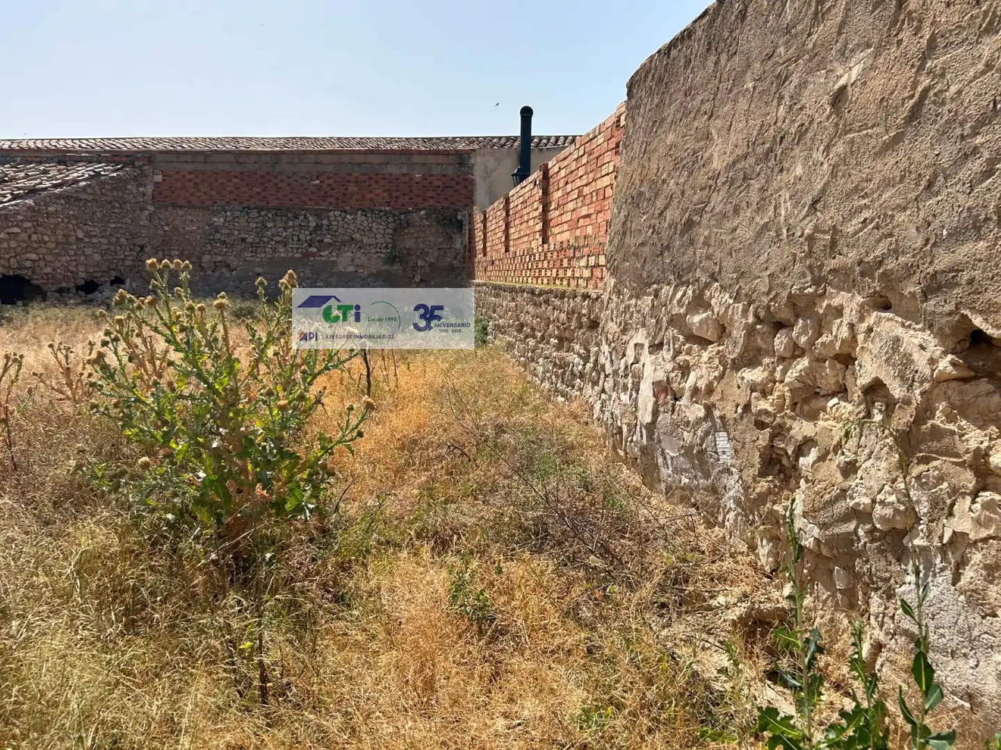 Terreny industrial en venda en Lécera