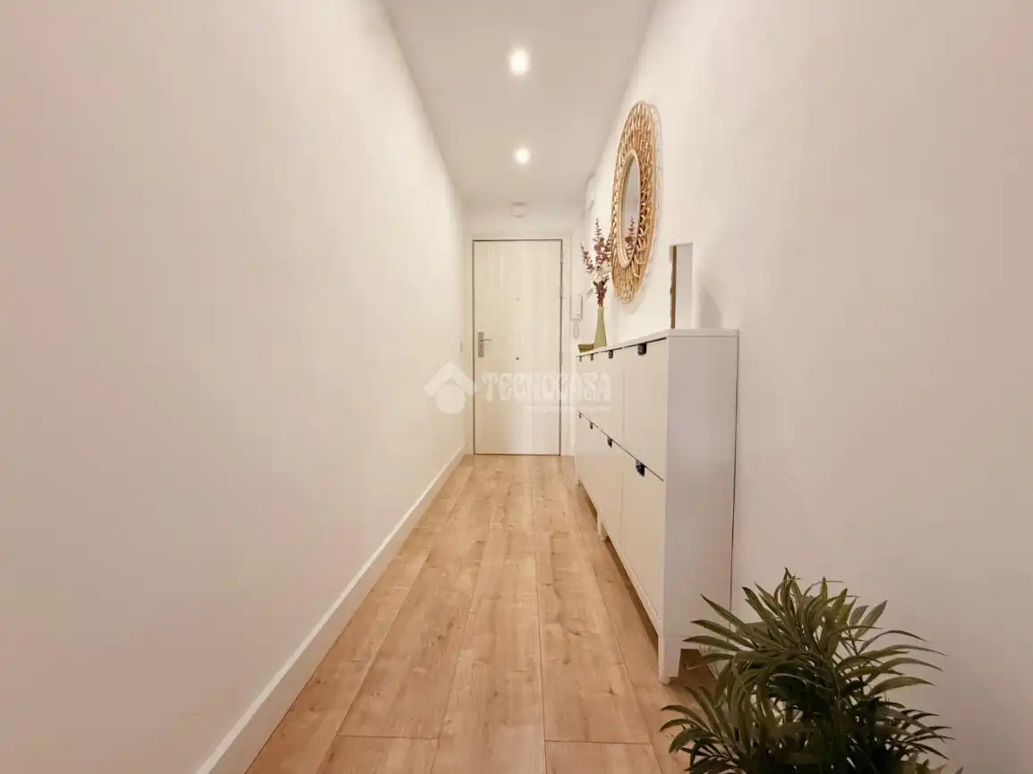 Piso en venta en Sant Boi de Llobregat con Aire acondicionado, Terraza y Trastero