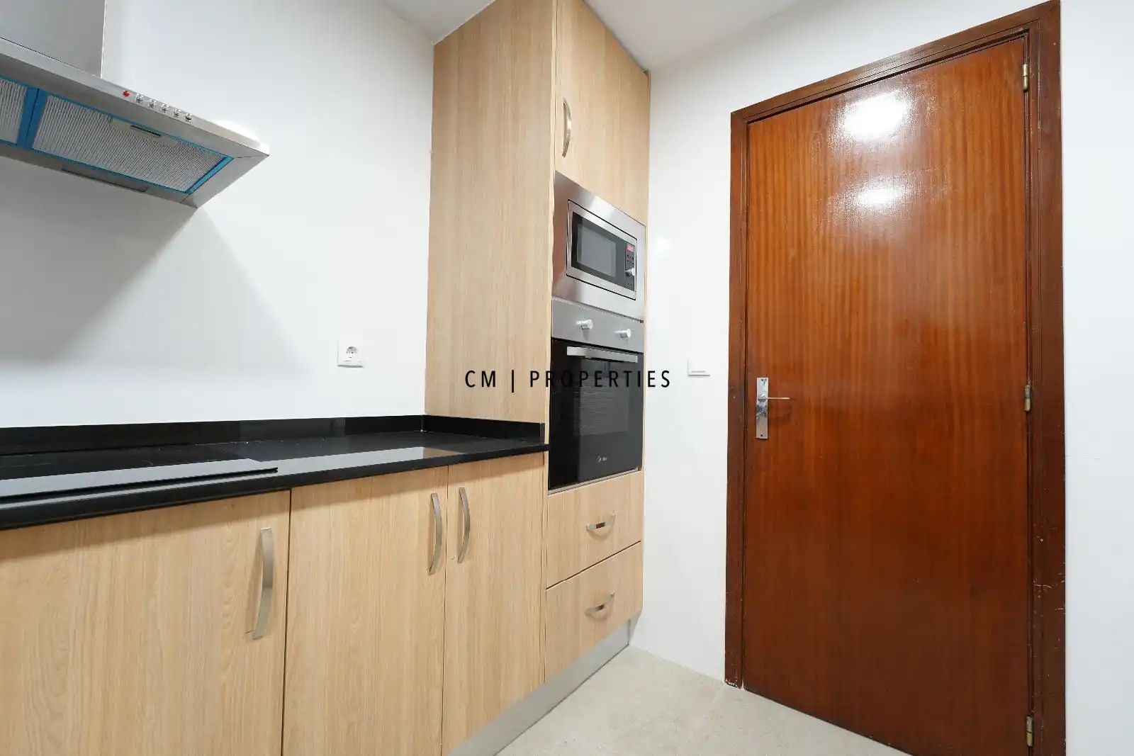 Küche von Wohnung zur untervermieten in Valencia mit Klimaanlage, Möbliert und Fernseher