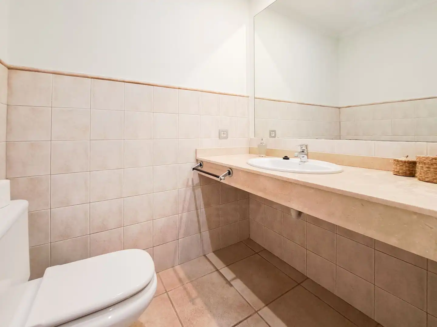 Bathroom of Houses for sale in Yaiza  with Air Conditioner, Terrace and Swimming Pool