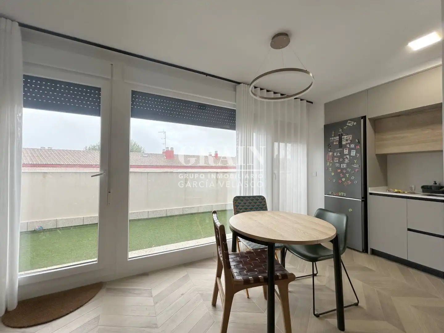 Habitación de Piso de alquiler en Albacete con Calefacción, Terraza y Piscina