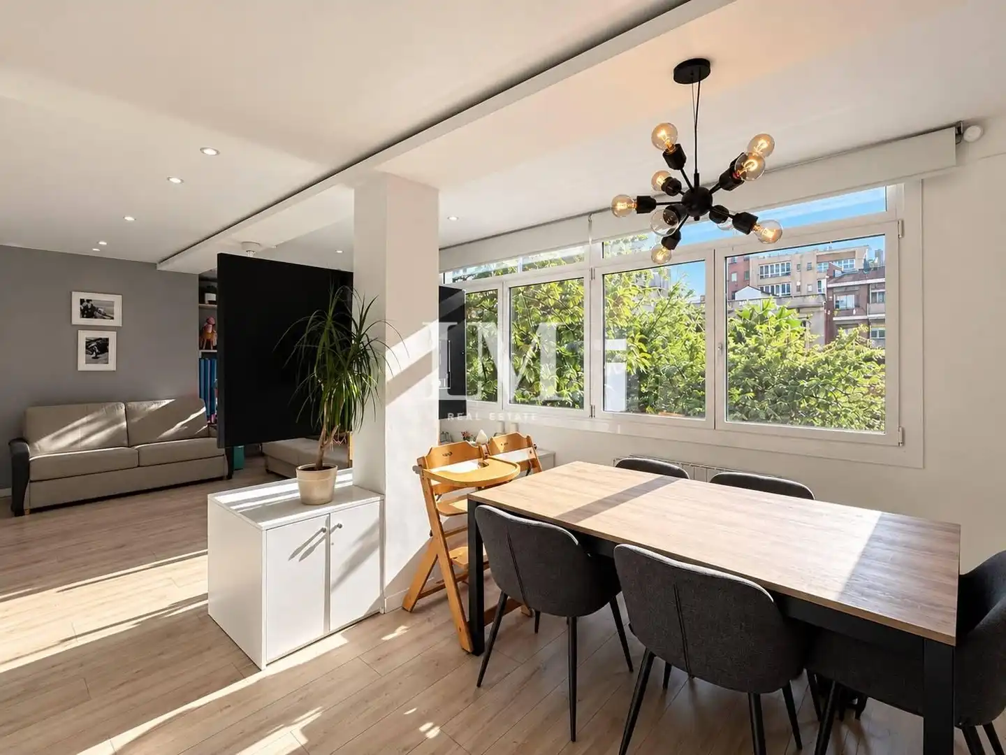 Menjador de Apartament en venda en Gràcia