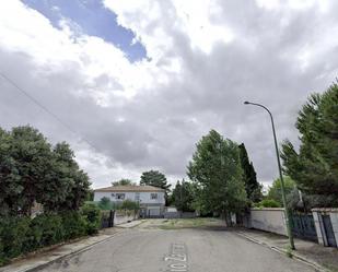 Casa o xalet en venda en Santa Cruz del Retamar amb Jardí privat