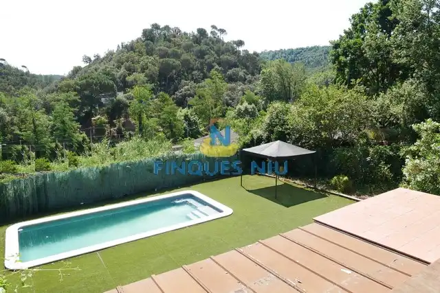 Swimming pool of Houses for sale in Massanes
