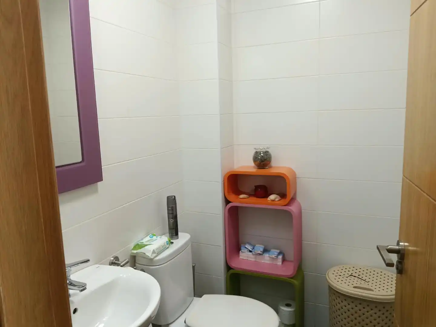 Bathroom of Houses for sale in Voto, Cantabria