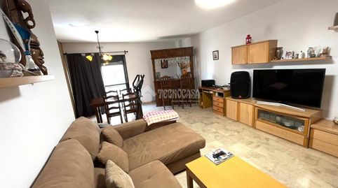 Foto 2 de Piso en venta en C. Carlos Cano, Huerta Nueva, Estepona