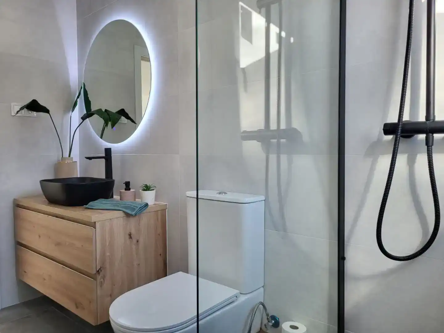 Bathroom of Attic for sale in Terrassa