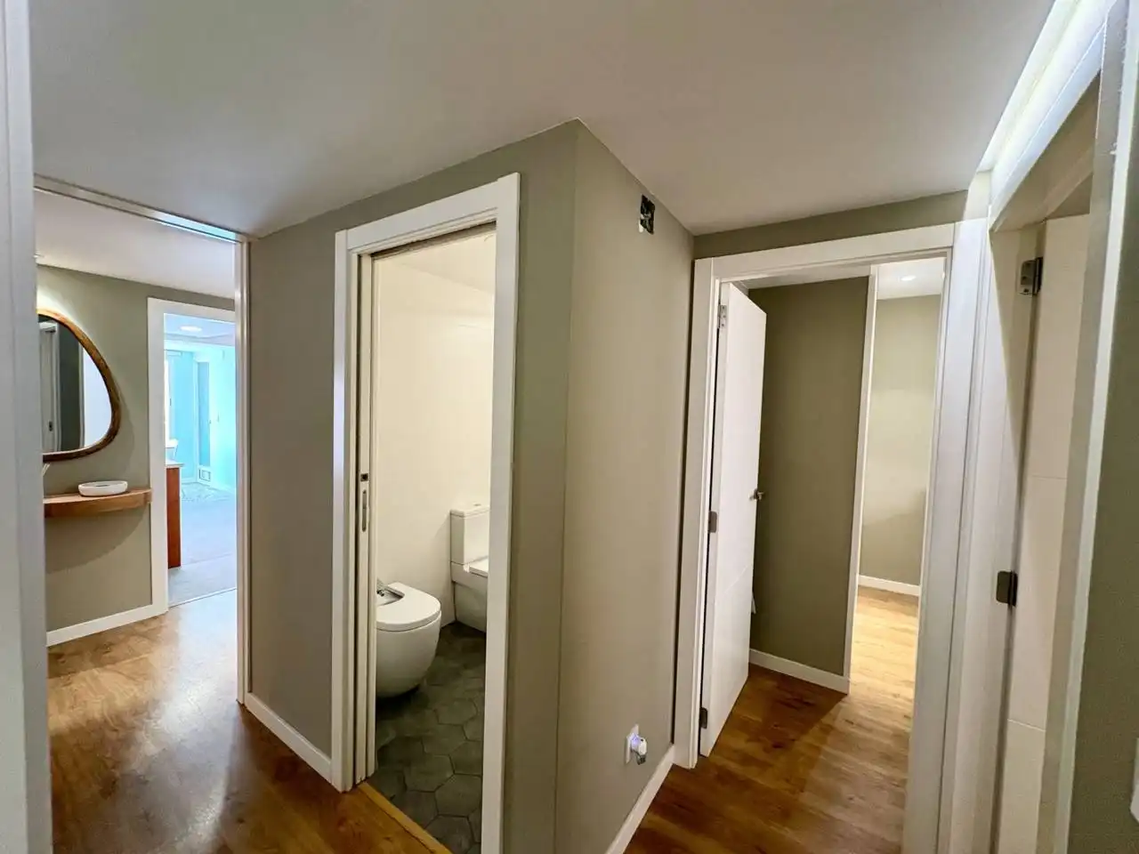 Bathroom of Flat for sale in Alicante / Alacant  with Air Conditioner, Heating and Storage room